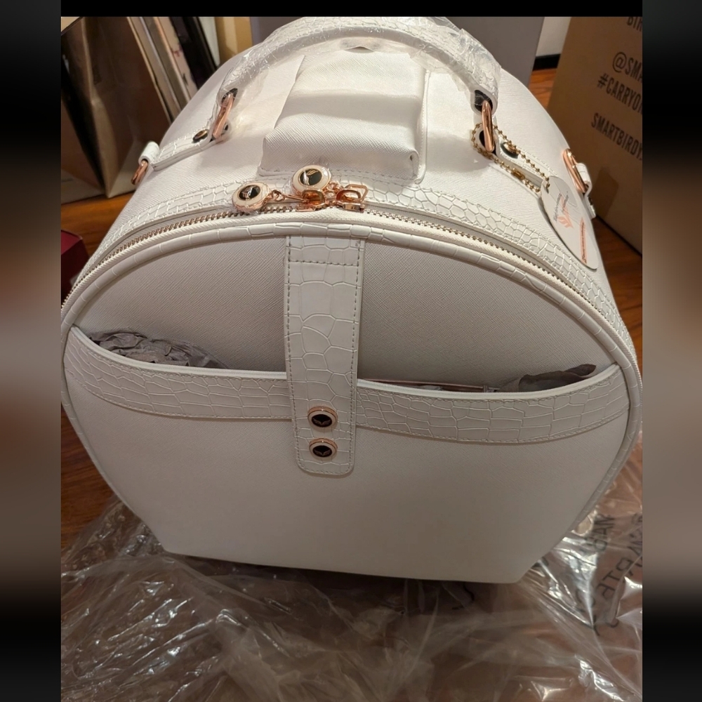 NWT Smart Birdy New In Box Snow Rose Deluxe Luggage Smartbirdy